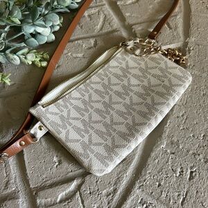 Stylish Michael Kors Cream Patterned Women's waist bag